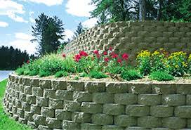 Raised flower bed in a paver retaining wall